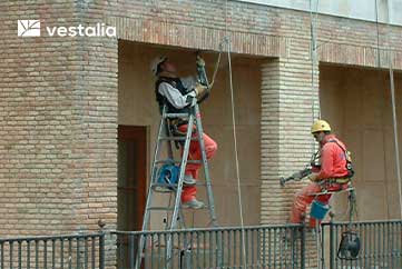 rehabilitar fachada de un edificio en Formentera
